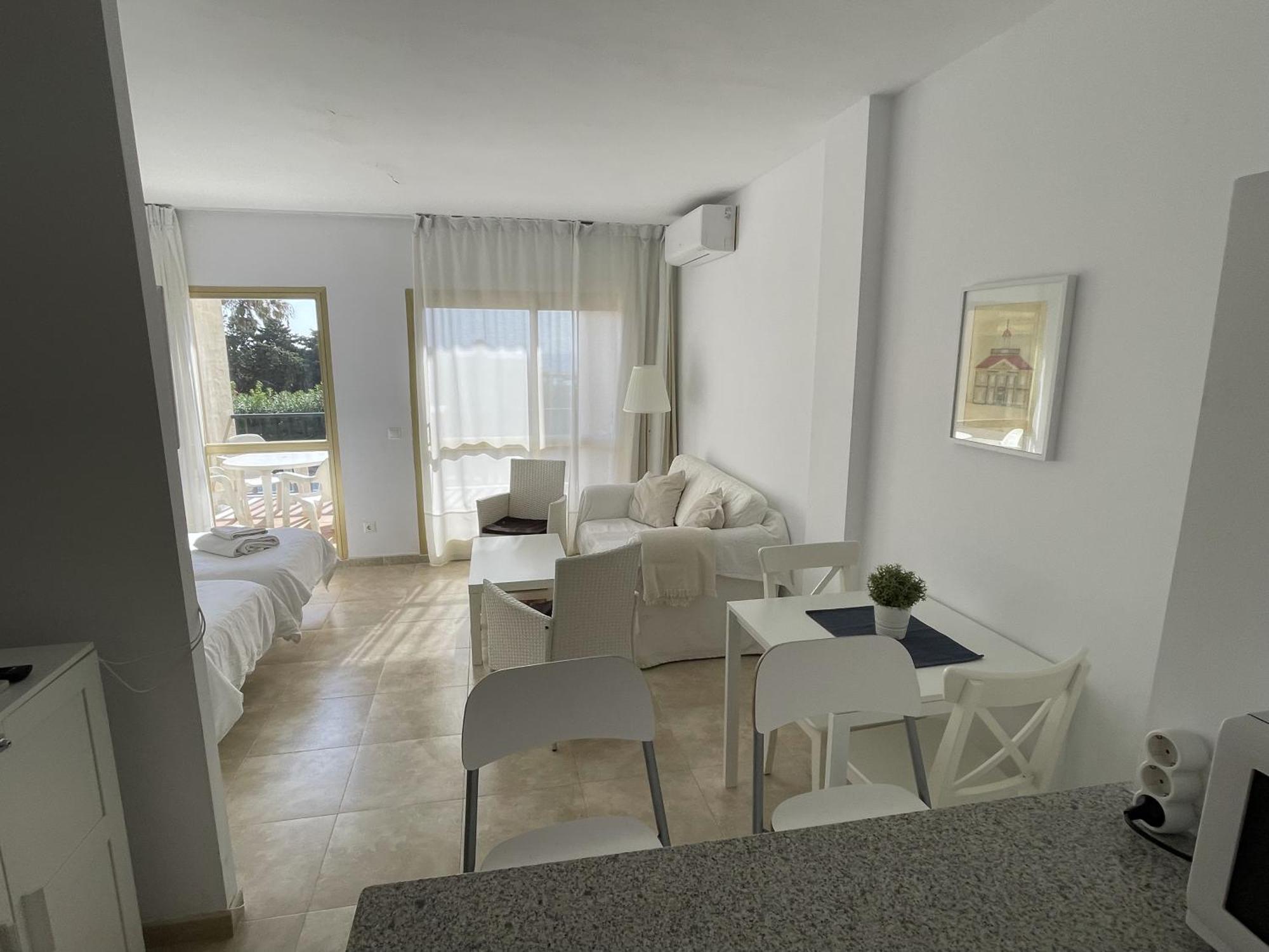 Estudio primera Linea 50 mtrs playa. Fibra 600Mb Marbella Exterior foto
