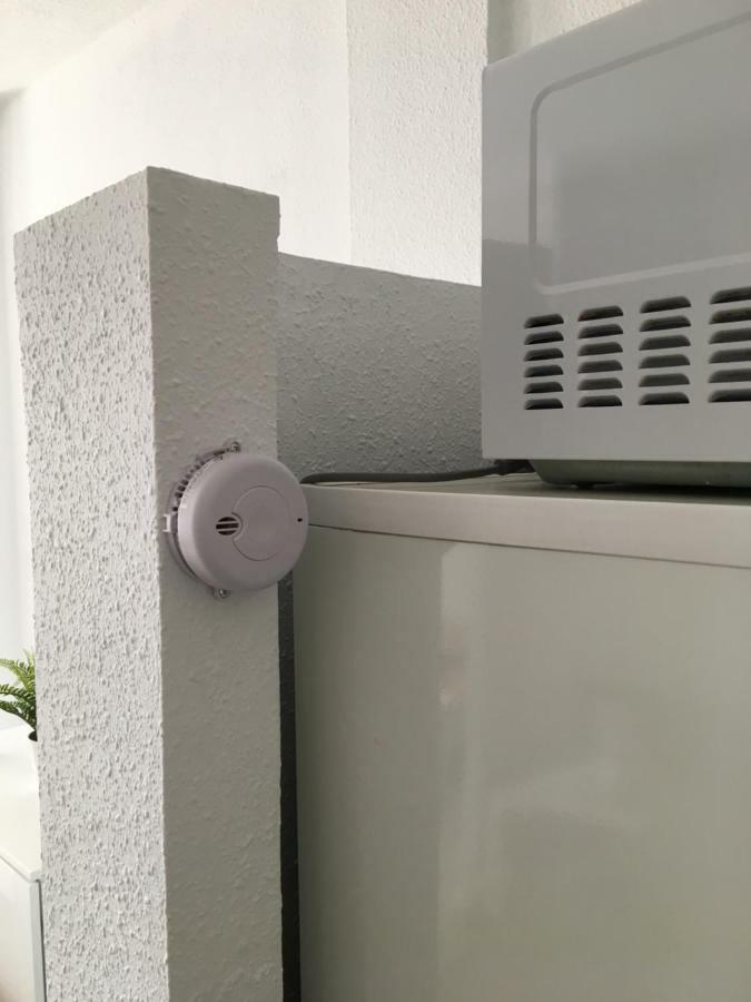 Estudio primera Linea 50 mtrs playa. Fibra 600Mb Marbella Exterior foto