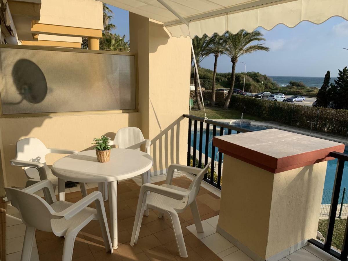 Estudio primera Linea 50 mtrs playa. Fibra 600Mb Marbella Exterior foto